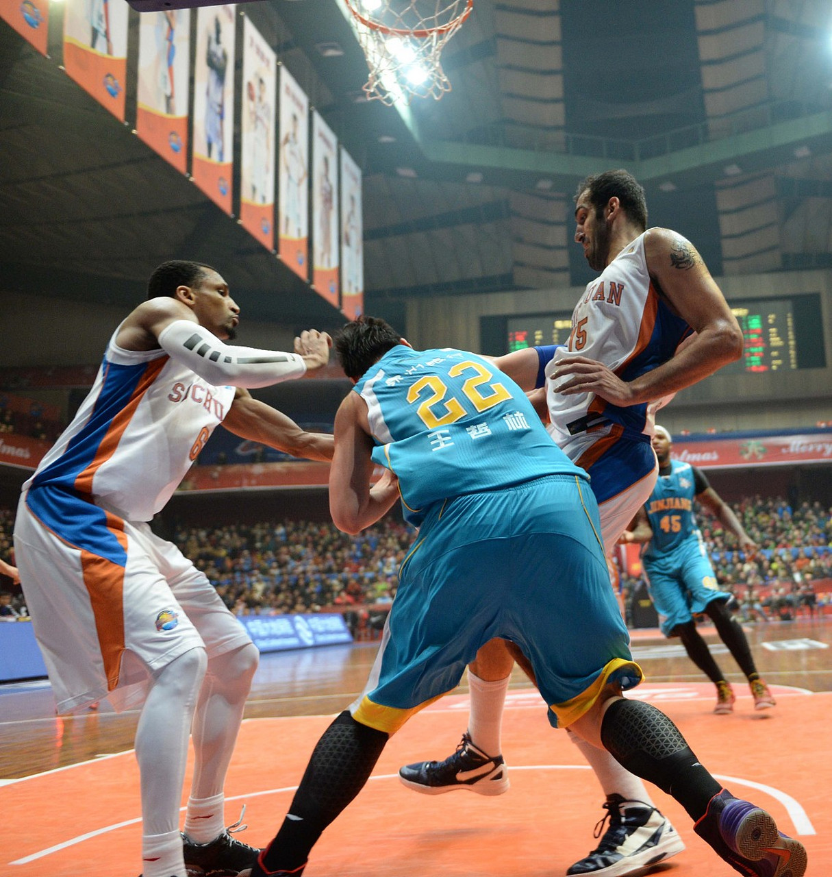 移动端游戏-分区排名：各队实力对比悬念重重，风云突变的简单介绍