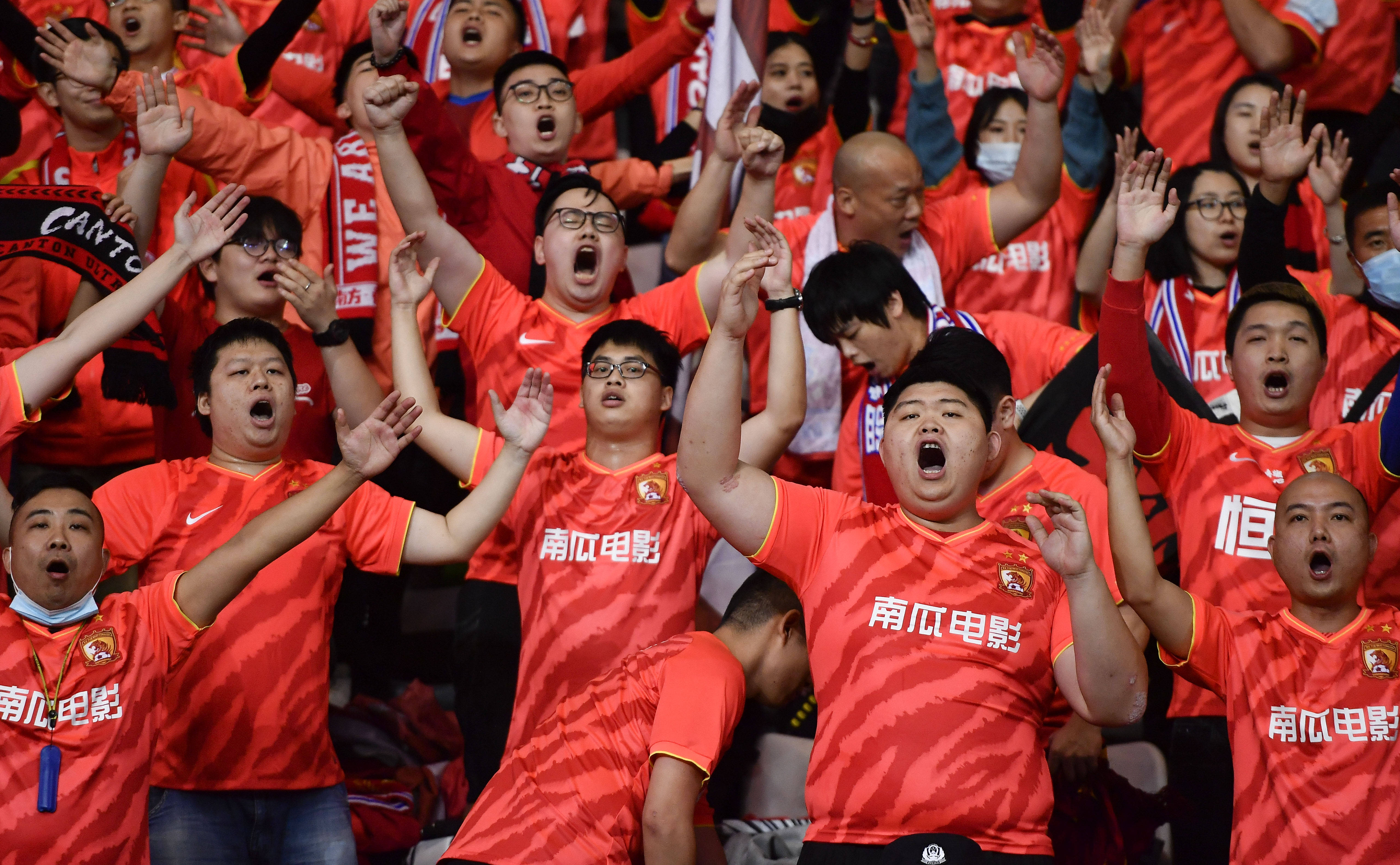 包含广州恒大平局保红点，稳健发挥拼搏冠军加速的词条