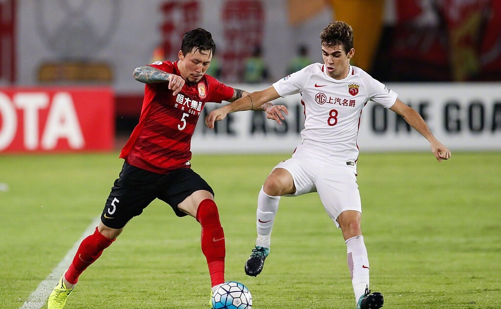 包含绿城客场碰上恒大，战斗到最后时刻才定胜负的词条