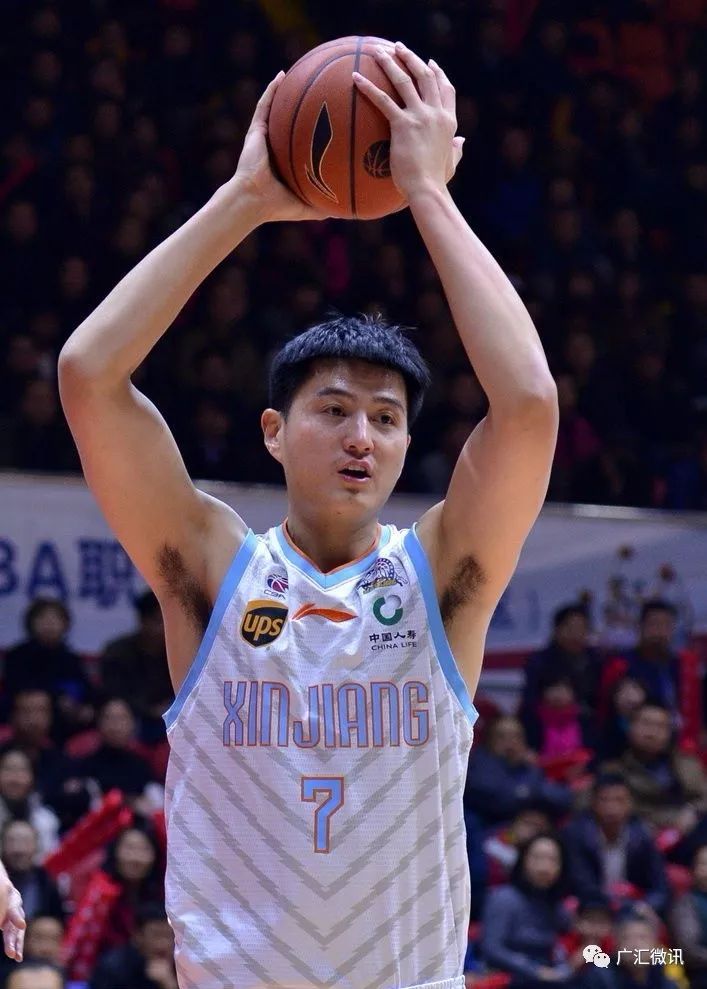 凤凰娱乐APP-爱尔兰男子